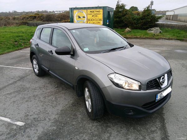 Nissan Qashqai Estate/Jeep, Diesel, 2012, Grey