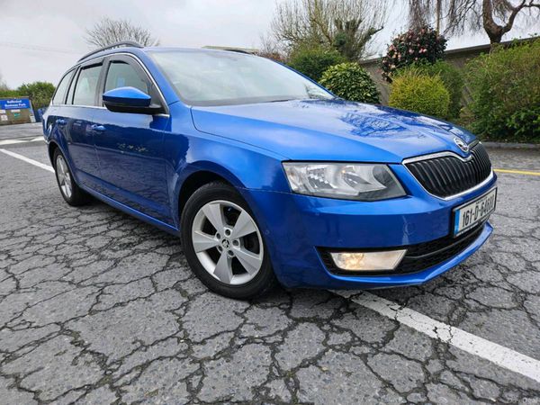 Skoda Octavia Hatchback, Diesel, 2016, Blue