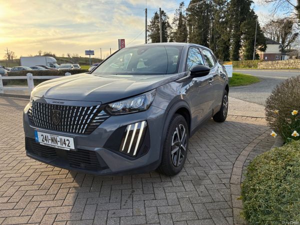 Peugeot 2008 MPV, Petrol, 2024, Grey