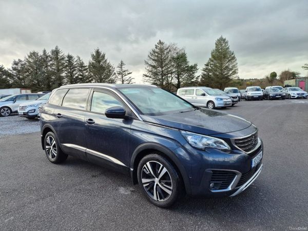 Peugeot 5008 MPV, Diesel, 2019, Blue