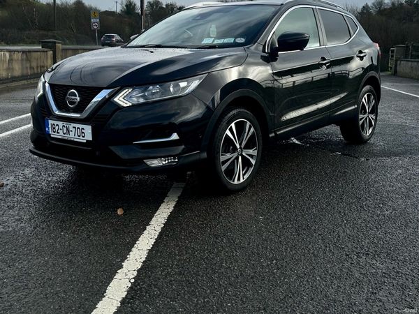 Nissan Qashqai Hatchback, Diesel, 2018, Black