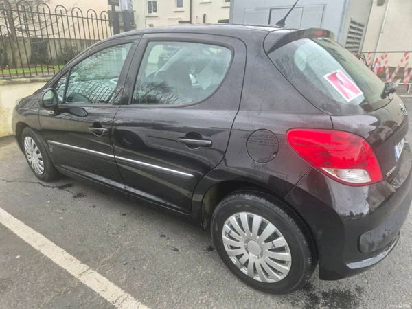 Peugeot 207 Hatchback, Petrol, 2012, Black