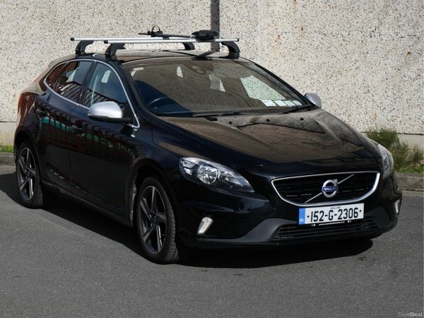 Volvo V40 Hatchback, Petrol, 2015, Black