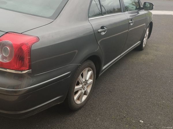 Toyota Avensis Saloon, Petrol, 2007, Grey