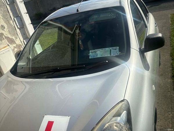 Nissan Micra Hatchback, Petrol, 2015, Silver