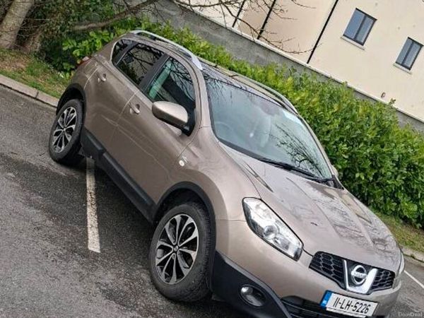 Nissan Qashqai Hatchback, Diesel, 2011, Beige