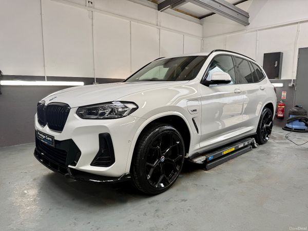 BMW X3 SUV, Petrol Hybrid, 2022, White