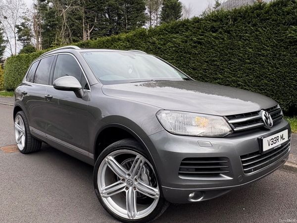 Volkswagen Touareg SUV, Diesel, 2012, Grey