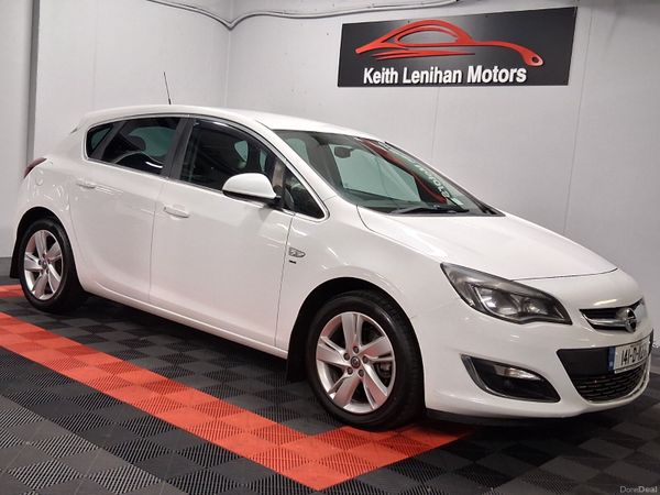 Opel Astra MPV, Diesel, 2014, White