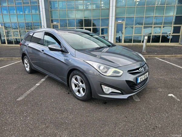 Hyundai i40 Estate, Diesel, 2012, Silver