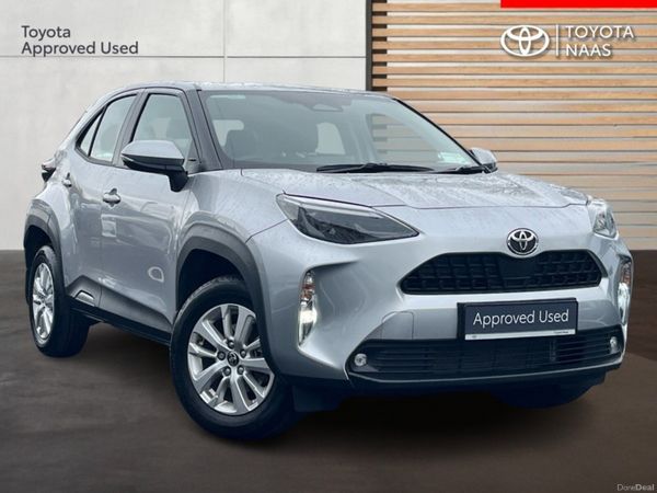 Toyota Yaris Cross Hatchback, Petrol Hybrid, 2025, Silver