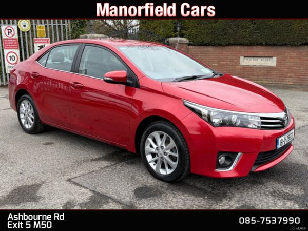 Toyota Corolla Saloon, Petrol, 2016, Red