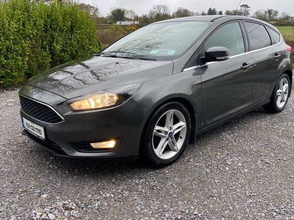 Ford Focus Hatchback, Diesel, 2015, Grey