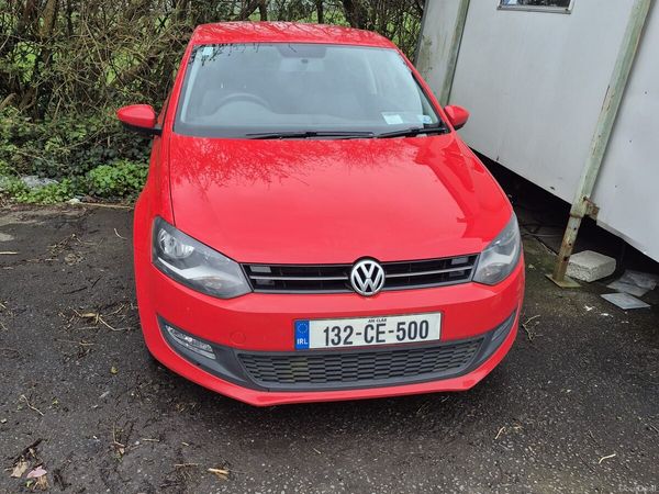 Volkswagen Polo Hatchback, Petrol, 2013, Red