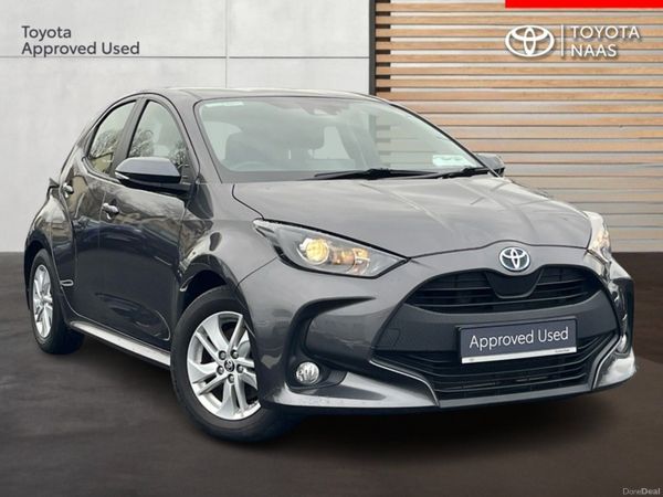 Toyota Yaris Hatchback, Petrol Hybrid, 2023, Grey