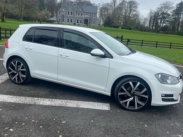 Volkswagen Golf Hatchback, Diesel, 2016, White