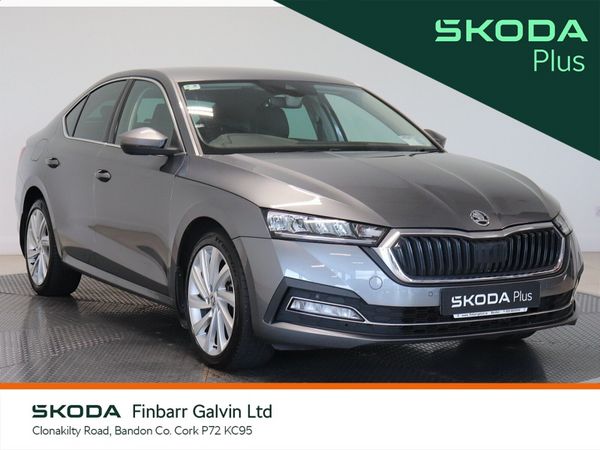 Skoda Octavia Saloon, Diesel, 2023, Grey