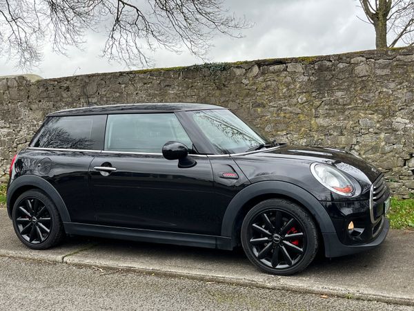 Mini Cooper Hatchback, Petrol, 2016, Black
