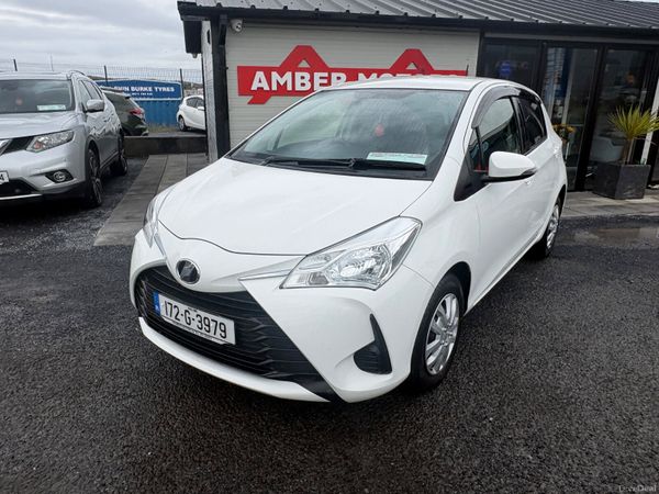 Toyota Yaris Hatchback, Petrol, 2017, White