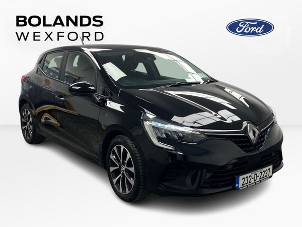 Renault Clio Hatchback, Petrol, 2023, Black