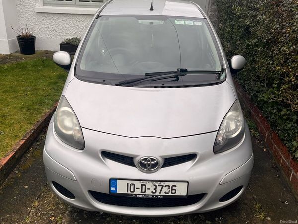Toyota Aygo Hatchback, Petrol, 2010, Silver