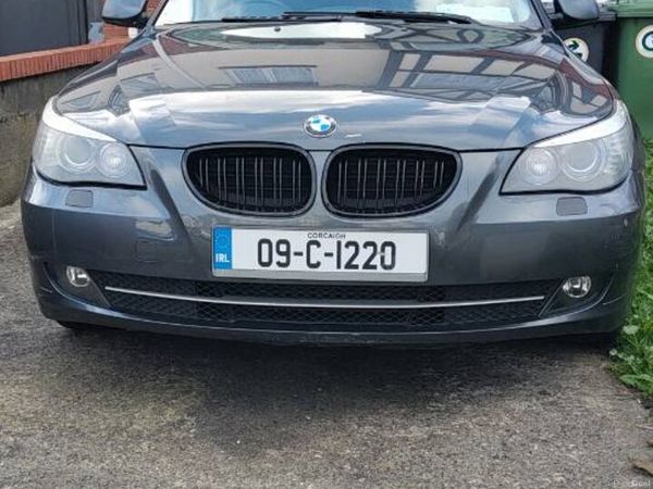 BMW 5-Series Saloon, Diesel, 2009, Grey
