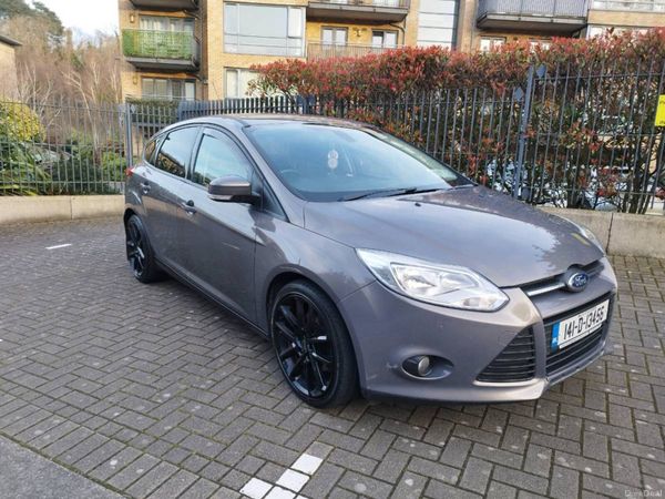 Ford Focus Hatchback, Diesel, 2014, Brown