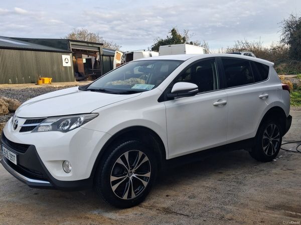 Toyota RAV4 SUV, Diesel, 2015, White