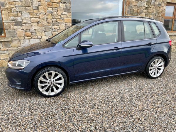 Volkswagen Golf SV MPV, Diesel, 2017, Blue
