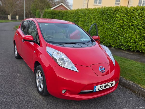 Nissan Leaf Hatchback, Electric, 2017, Red