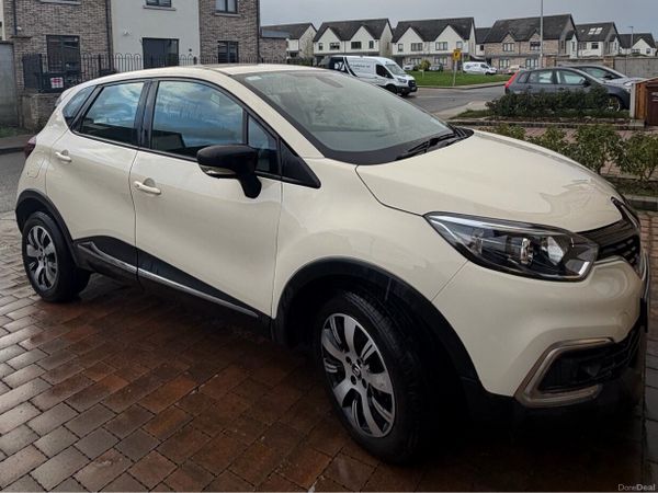 Renault Captur Hatchback, Diesel, 2018, Brown