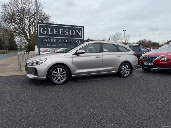 Hyundai i30 Estate, Petrol, 2018, Beige