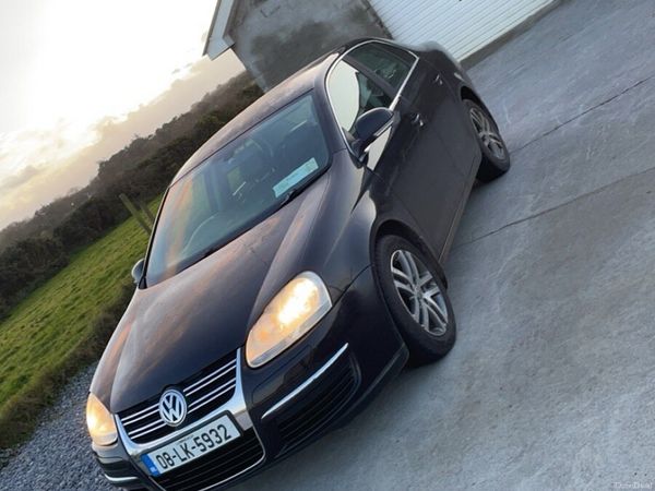 Volkswagen Jetta Saloon, Diesel, 2008, Black