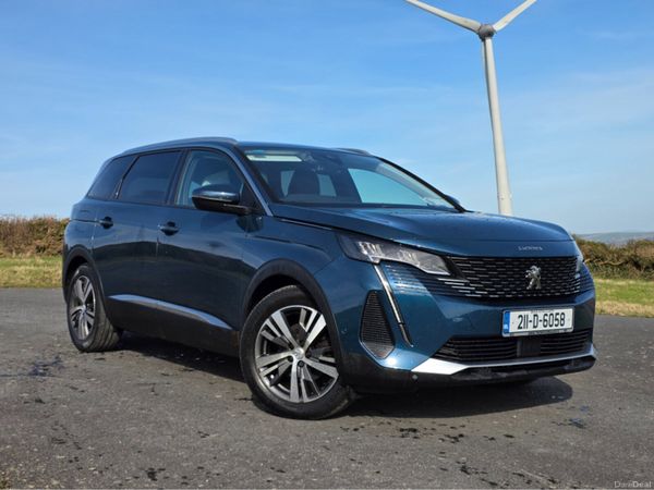 Peugeot 5008 MPV, Petrol, 2021, Blue