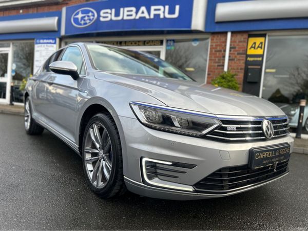 Volkswagen Passat Saloon, Petrol Plug-in Hybrid, 2018, Silver