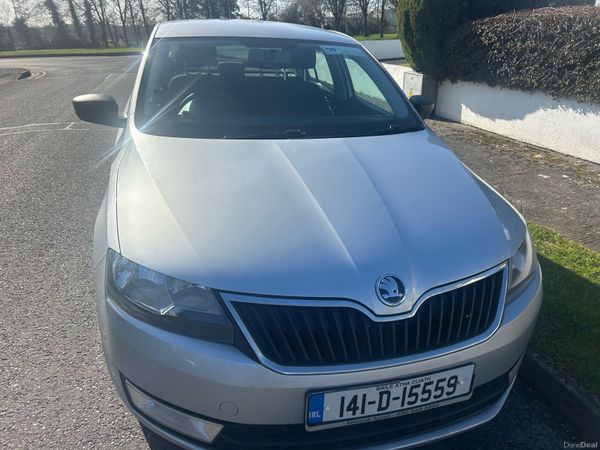 Skoda Rapid Saloon, Petrol, 2014, Silver