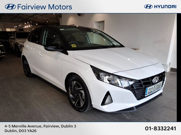 Hyundai i20 Hatchback, Petrol, 2022, White