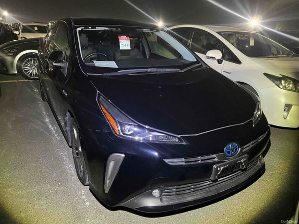 Toyota Prius Saloon, Petrol Hybrid, 2020, Black