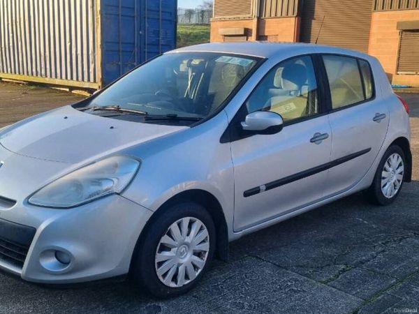 Renault Clio Hatchback, Ethanol Petrol, 2010, Silver