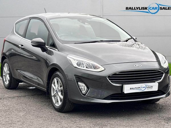 Ford Fiesta Hatchback, Petrol, 2018, Grey