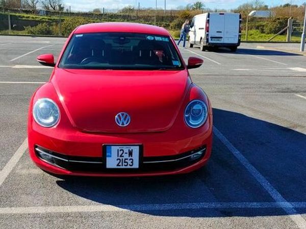 Volkswagen Beetle Hatchback, Petrol, 2012, Red