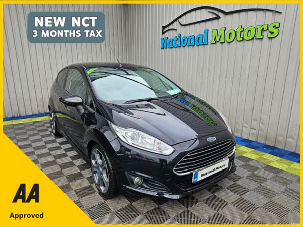 Ford Fiesta Hatchback, Petrol, 2014, Black