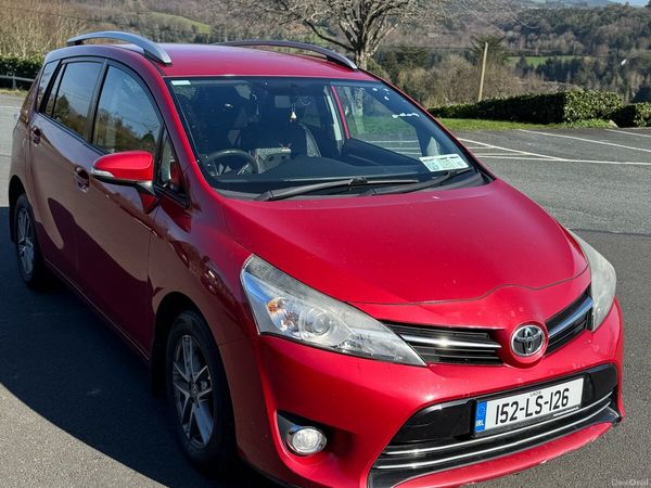 Toyota Verso MPV, Diesel, 2015, Red