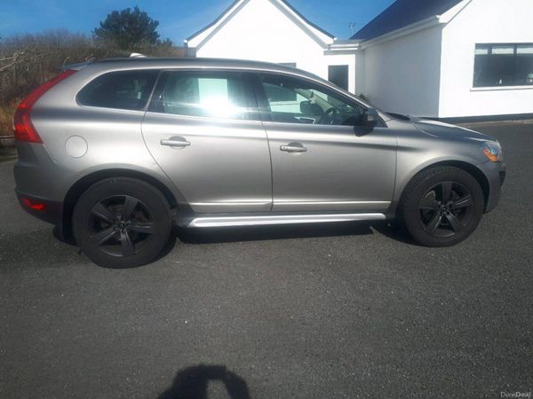 Volvo XC60 SUV, Diesel, 2011, Green
