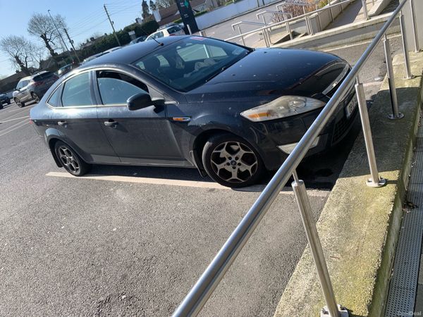 Ford Mondeo Hatchback, Petrol, 2008, Black