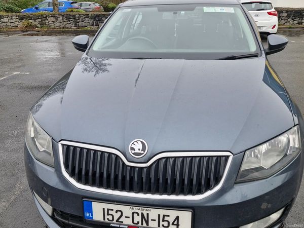 Skoda Octavia Saloon, Diesel, 2015, Grey