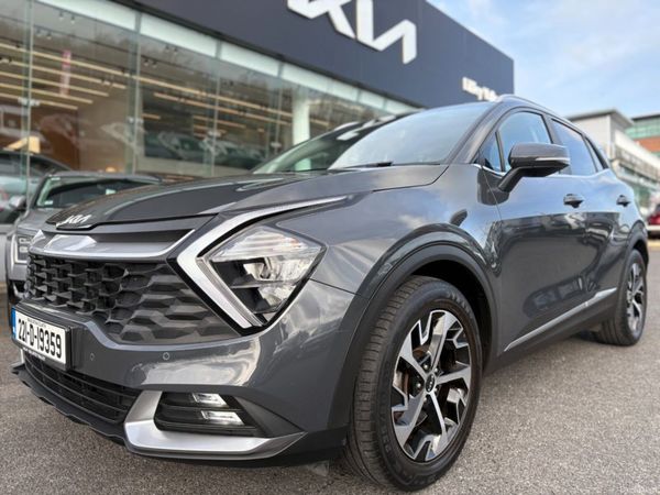 Kia Sportage MPV, Diesel, 2022, Grey