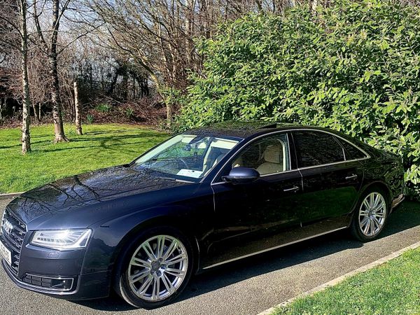 Audi A8 Saloon, Diesel, 2014, Blue