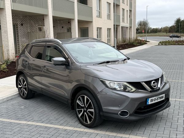 Nissan Qashqai Hatchback, Diesel, 2015, Grey