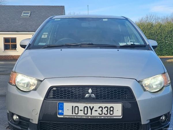 Mitsubishi Colt MPV, Petrol, 2010, Silver
